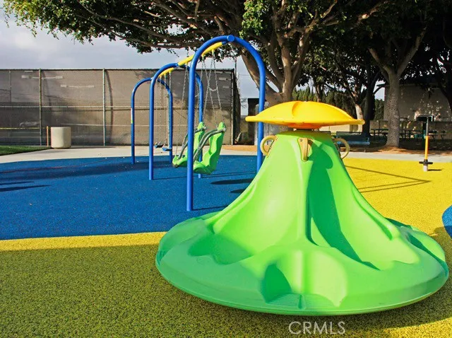 Heather Park swings, and play time for the kids!