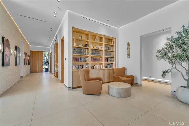 12142 Emelita Street, Valley Village, California 91607
