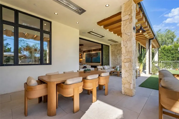 12142 Emelita Street, Valley Village, California 91607