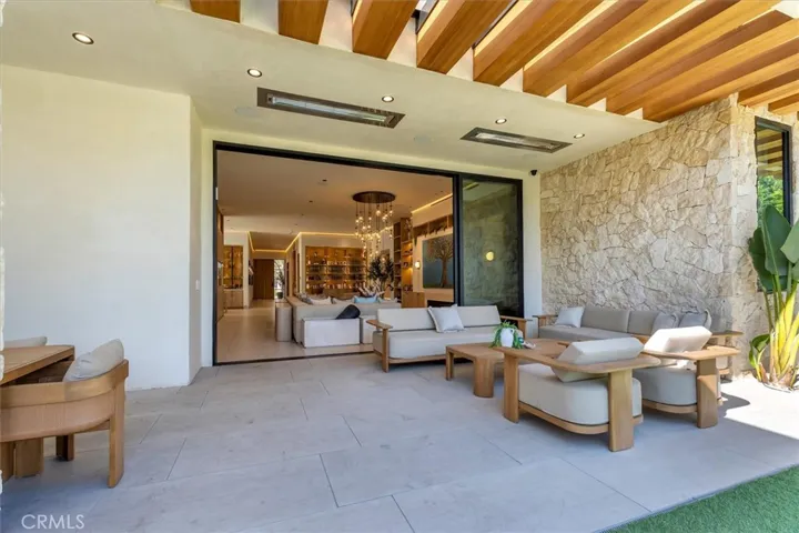 12142 Emelita Street, Valley Village, California 91607