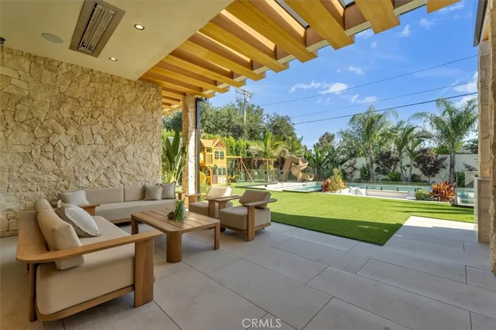 12142 Emelita Street, Valley Village, California 91607