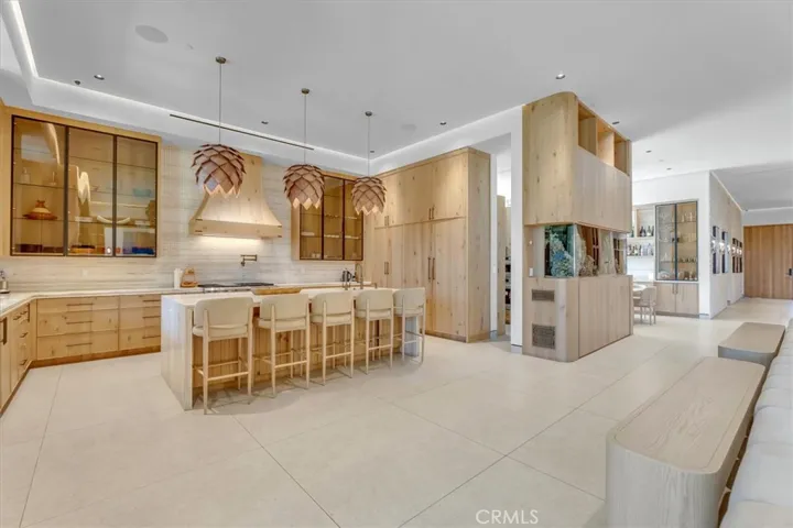 12142 Emelita Street, Valley Village, California 91607