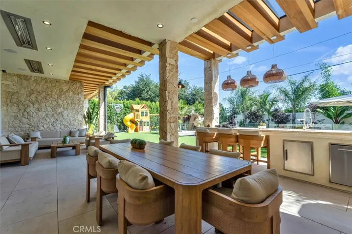 12142 Emelita Street, Valley Village, California 91607