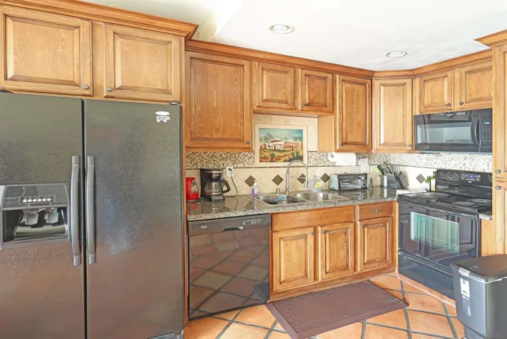 2003 Costa Del Mar 654, Carlsbad, California 92009