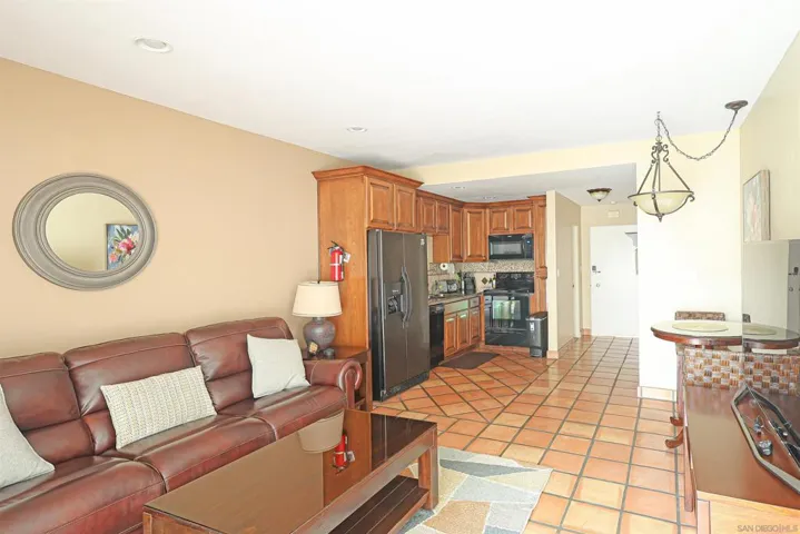 2003 Costa Del Mar 654, Carlsbad, California 92009