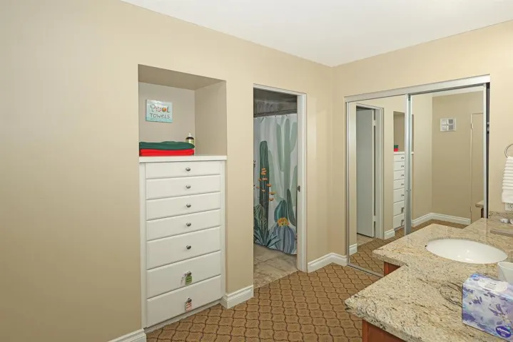 2003 Costa Del Mar 654, Carlsbad, California 92009