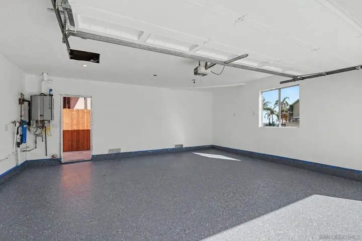 559 Glencrest Dr, San Diego, California 92139