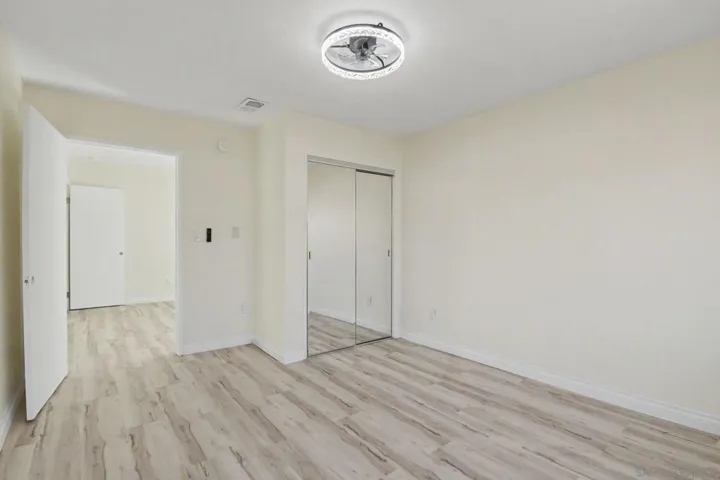 559 Glencrest Dr, San Diego, California 92139