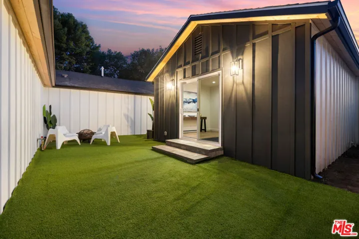 5928 Tobias Avenue, Sherman Oaks, California 91411