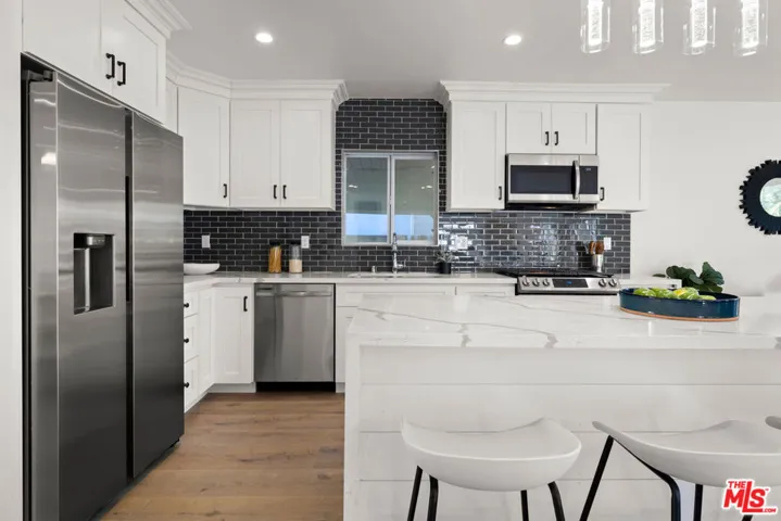 5928 Tobias Avenue, Sherman Oaks, California 91411