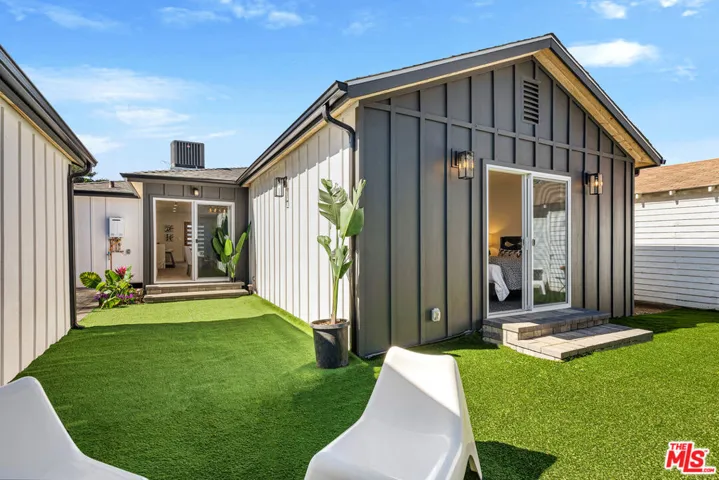 5928 Tobias Avenue, Sherman Oaks, California 91411