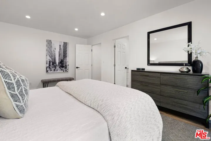 5928 Tobias Avenue, Sherman Oaks, California 91411