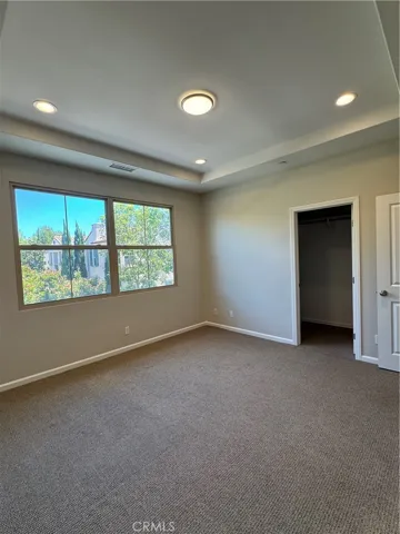 60 Waterleaf, Irvine, California 92620