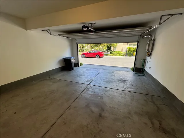 60 Waterleaf, Irvine, California 92620