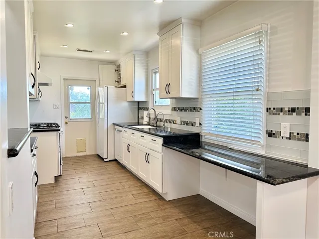 1527 Lancewood Avenue, Hacienda Heights, California 91745