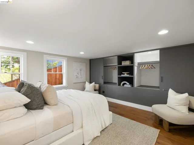 1001 Cragmont Avenue, Berkeley, California 94708-1411