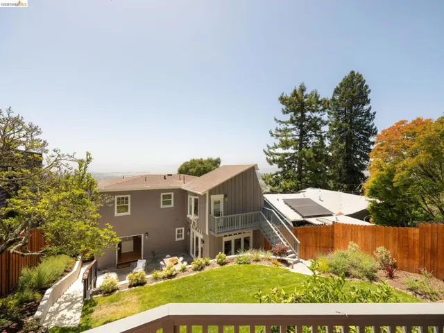 1001 Cragmont Avenue, Berkeley, California 94708-1411