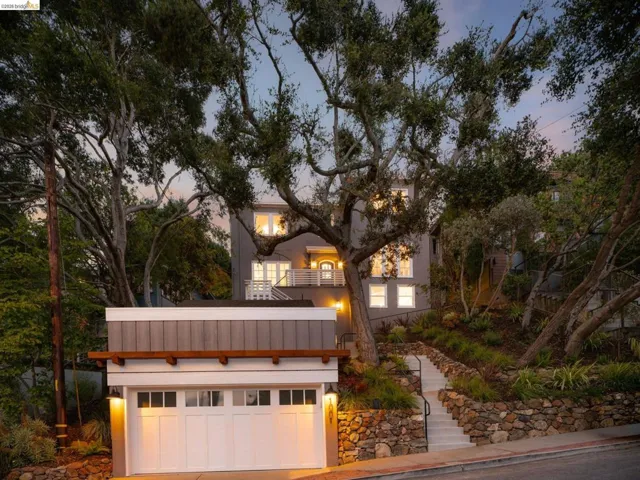 1001 Cragmont Avenue, Berkeley, California 94708-1411