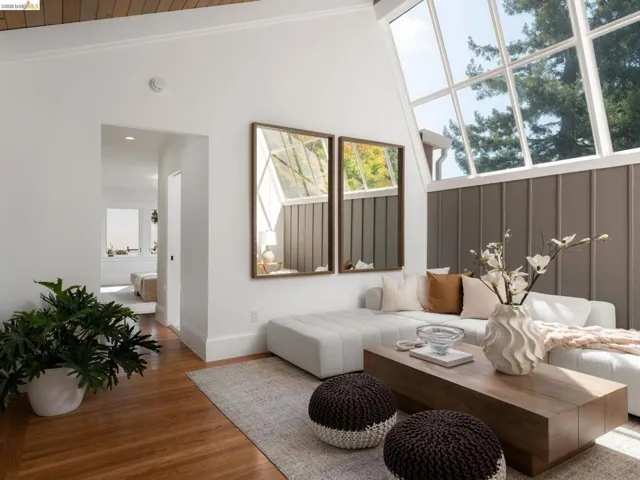 1001 Cragmont Avenue, Berkeley, California 94708-1411