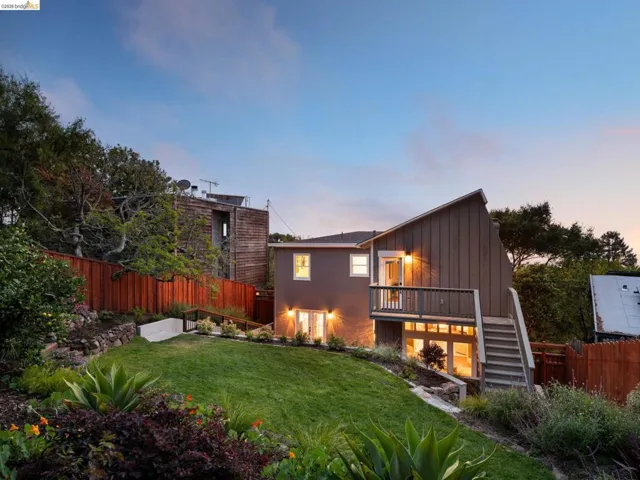1001 Cragmont Avenue, Berkeley, California 94708-1411