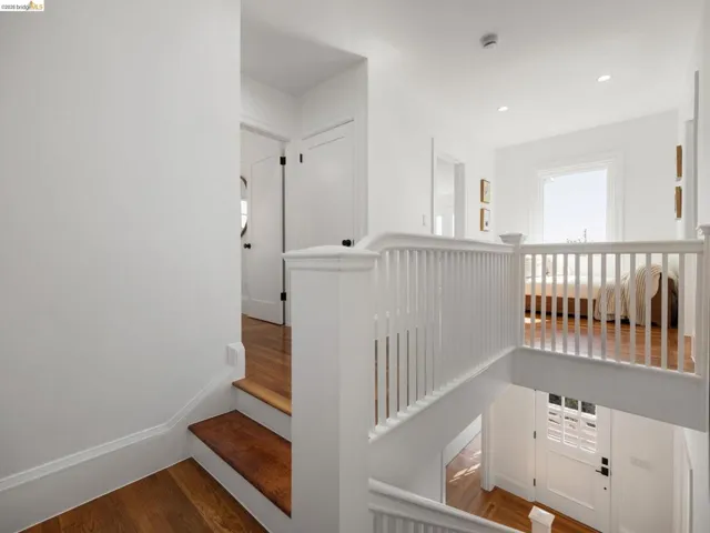 1001 Cragmont Avenue, Berkeley, California 94708-1411