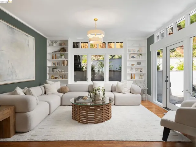 1001 Cragmont Avenue, Berkeley, California 94708-1411