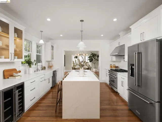 1001 Cragmont Avenue, Berkeley, California 94708-1411