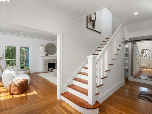 1001 Cragmont Avenue, Berkeley, California 94708-1411