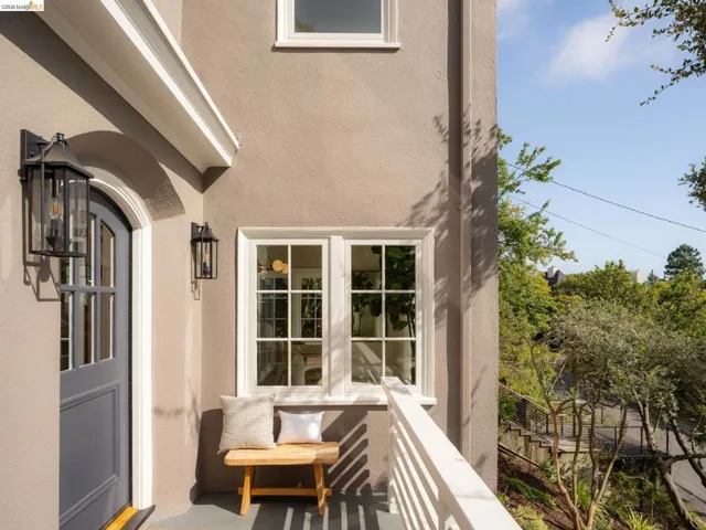 1001 Cragmont Avenue, Berkeley, California 94708-1411