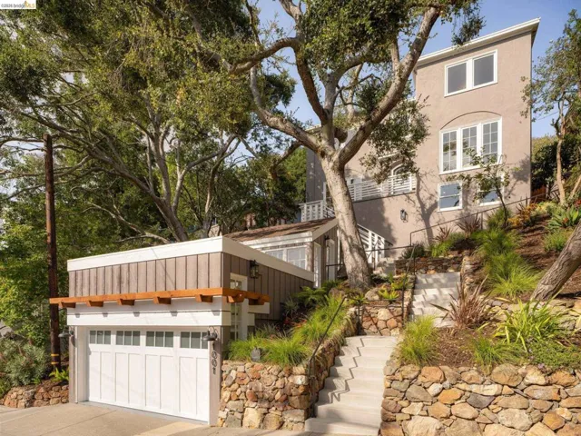 1001 Cragmont Avenue, Berkeley, California 94708-1411
