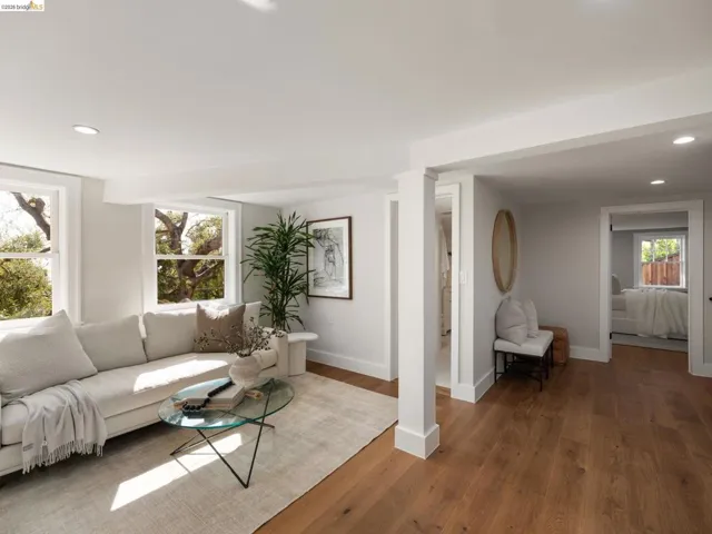 1001 Cragmont Avenue, Berkeley, California 94708-1411