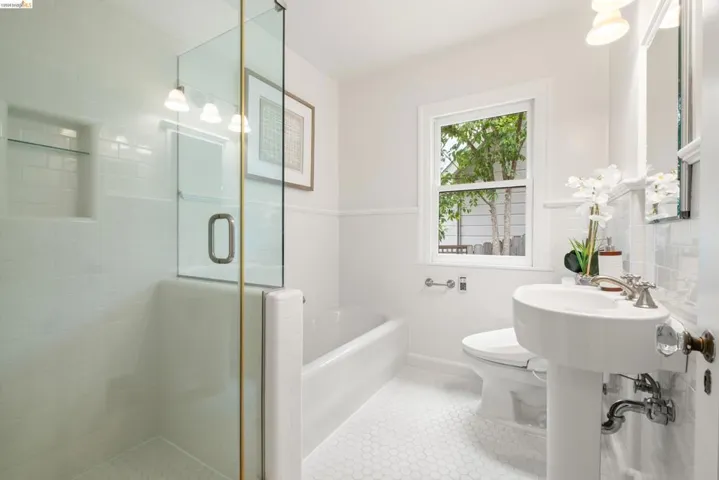491 Boynton Ave, Berkeley, California 94707