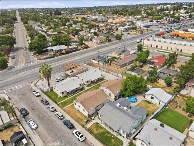 2212 Lake, Bakersfield, California 93306