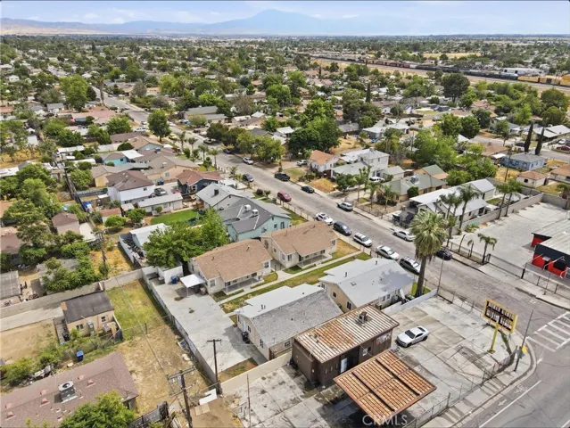 2212 Lake, Bakersfield, California 93306