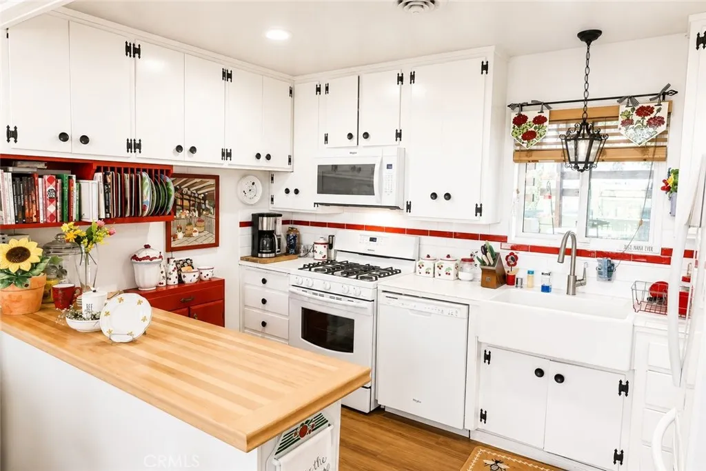 24340 Wabern, Crestline, California 92325 — photo 5