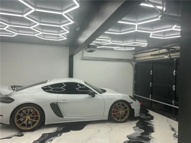 Elite Garage