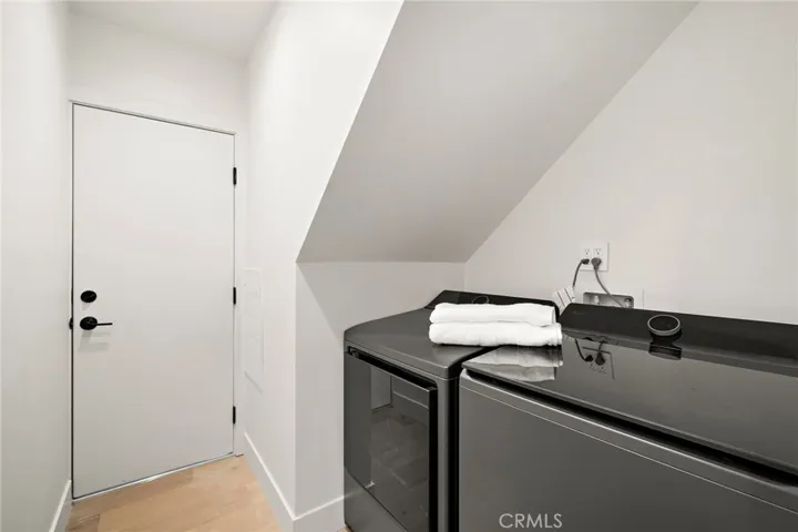 Laundry time!!!  Direct access to garage....