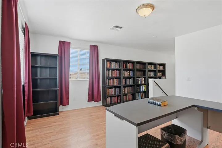 19701 Dovetail, Tehachapi, California 93561