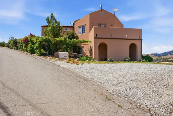 19701 Dovetail, Tehachapi, California 93561