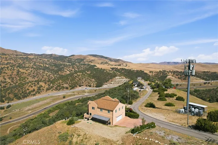 19701 Dovetail, Tehachapi, California 93561