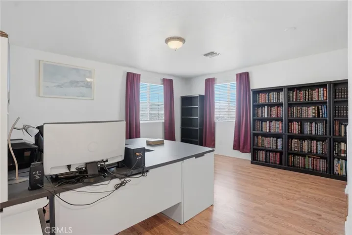 19701 Dovetail, Tehachapi, California 93561
