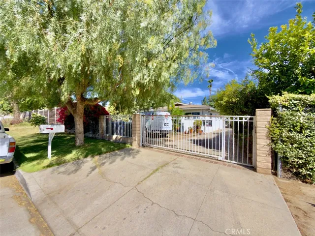 11454 Sunburst Street, Lakeview Terrace, California 91342