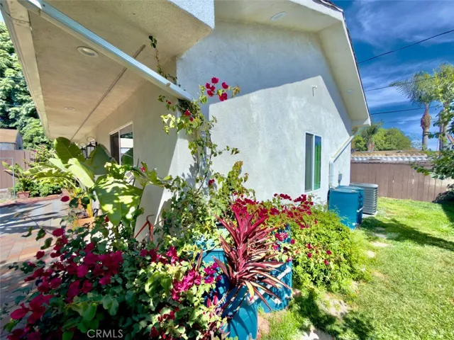 11454 Sunburst Street, Lakeview Terrace, California 91342