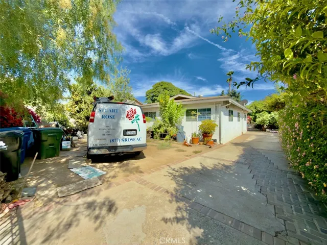 11454 Sunburst Street, Lakeview Terrace, California 91342
