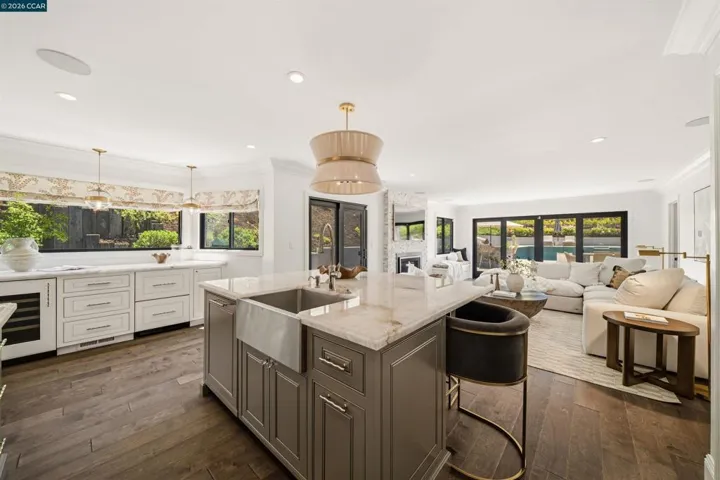 330 Twin Peaks Ln, Alamo, California 94507