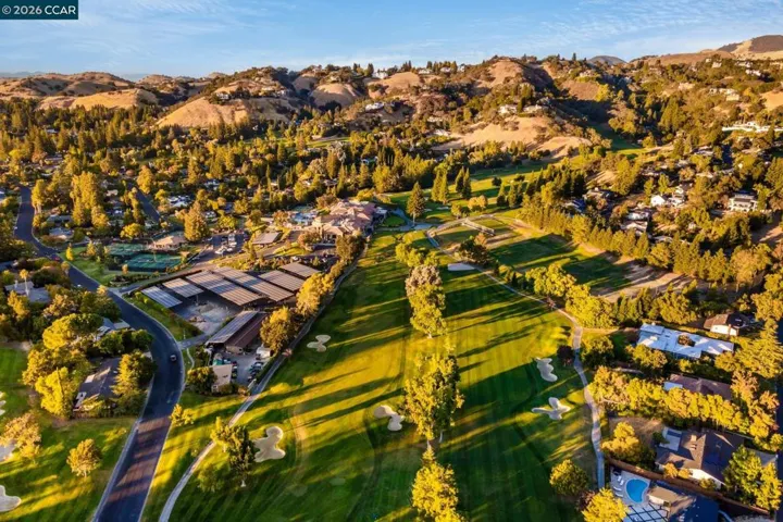 330 Twin Peaks Ln, Alamo, California 94507