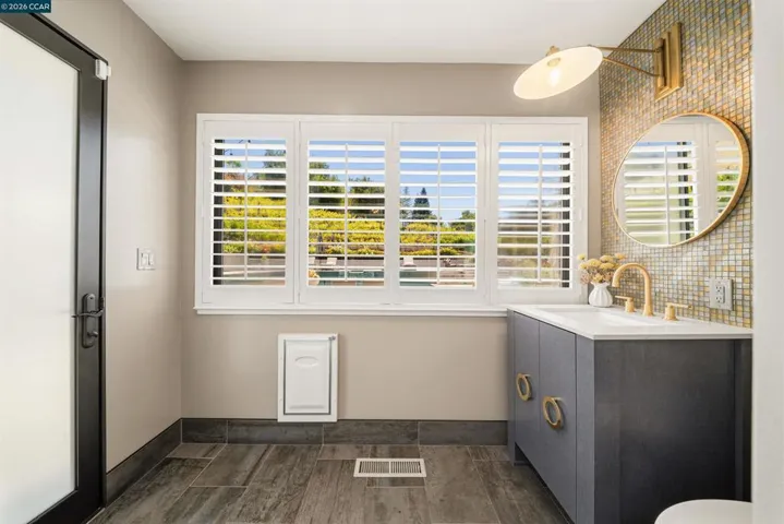 330 Twin Peaks Ln, Alamo, California 94507