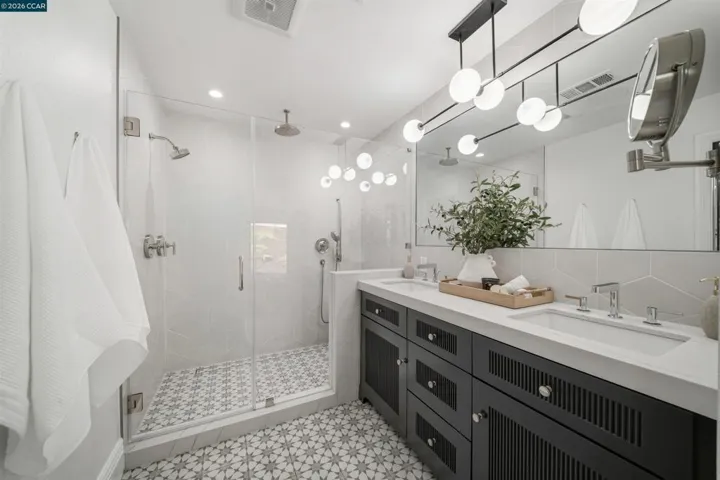 330 Twin Peaks Ln, Alamo, California 94507