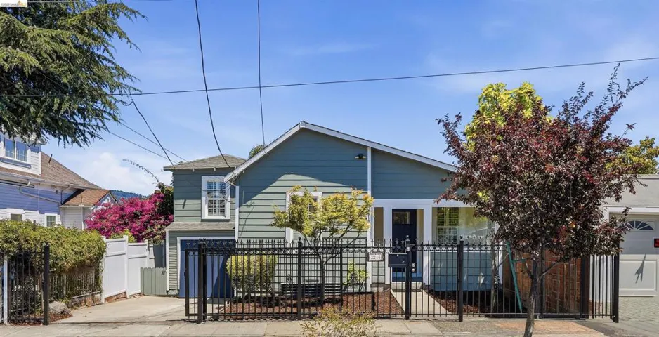 3214 Stuart St, Oakland, California 94602
