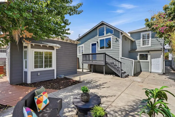 3214 Stuart St, Oakland, California 94602